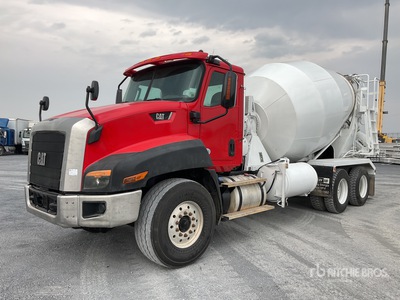 2014 Cat CT660S 6x4 Camion Revolvedora de Concreto / Camion mélangeur