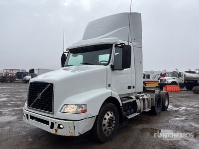 2017 Volvo VNM 6x4 T/A Dagcabine Trekker