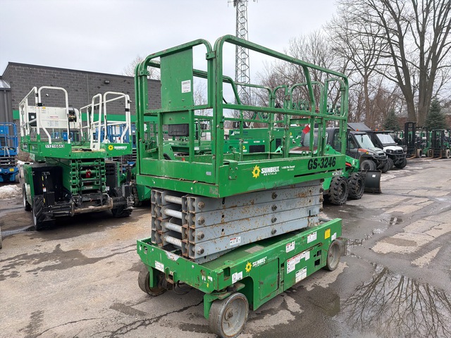 2016 Genie GS-3246 Electric Scissor Lift