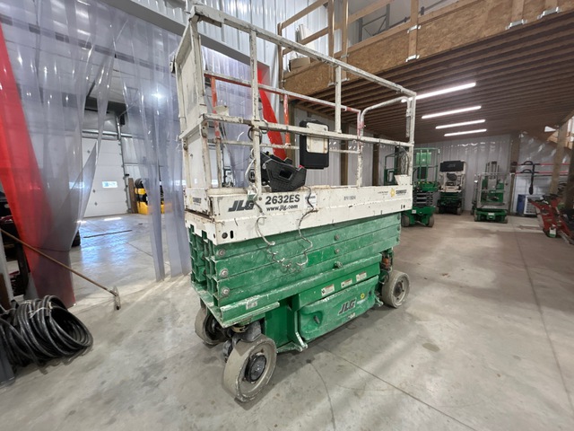 2016 JLG 2632ES Electric Scissor Lift