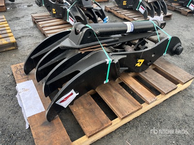 Rockland ZX160HTDRLK_01 Hydraulic Excavator Thumb - Fits HItachi ZX160LC-7 (Unused)