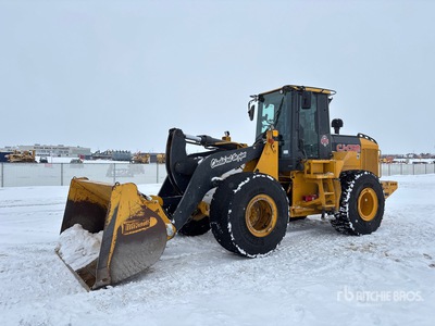 2011 John Deere 644K Pala gommata