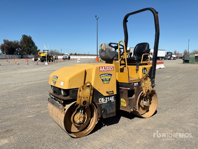 2007 Cat CB214E Double Drum Roller