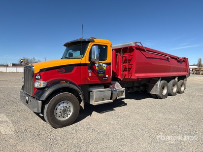2019 Peterbilt 567 6x4 を見 Dump Truck