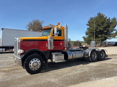 2013 Peterbilt 388 6x4 T/A Dagcabine Trekker