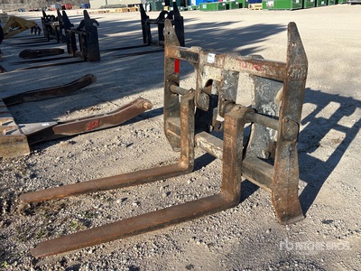 JRB 54 in Q/C Wheel Loader Forks