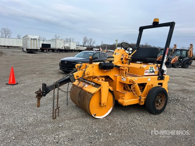 LeeBoy 400 Towable Double Drum Roller