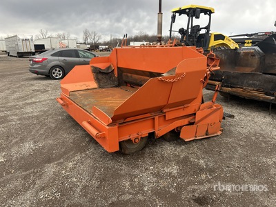 Mauldin Wheel Asphalt Paver