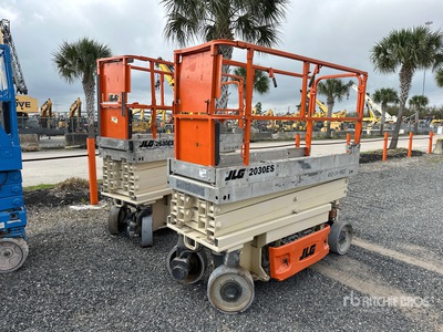 2012 JLG 2630ES Electric シザーリフト (Inoperable)