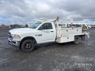 2013 Ram 3500 4x2 Flatbed Truck