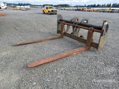 95 in Wheel Loader Forks - Fits Cat 938K