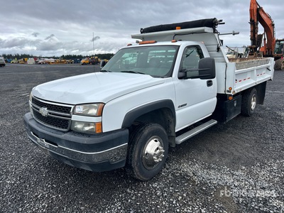 2006 Chevrolet Silverado 3500 4x2 ダンプトラック（S/A）