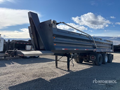 2008 Renn 32 ft Tri/A Rimorchio ribaltabile posteriore