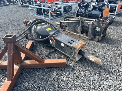 Cat H115Es 21 in Hydraulic Breaker