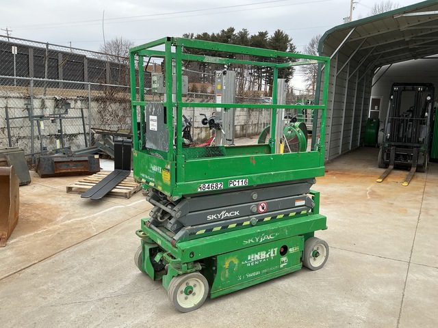 2017 Skyjack SJIII-3219 Electric Scissor Lift