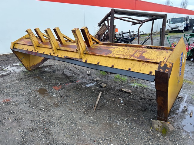 Protec SP16L 16 ft 1 in Snow Pusher