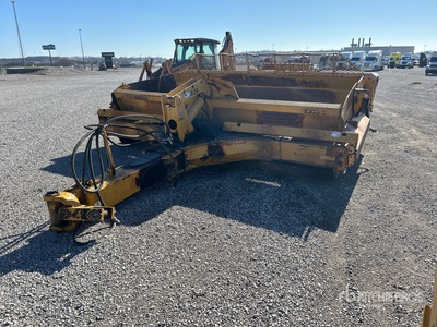 2002 John Deere 1814C 6 Tire Hydraulic Pull Scraper