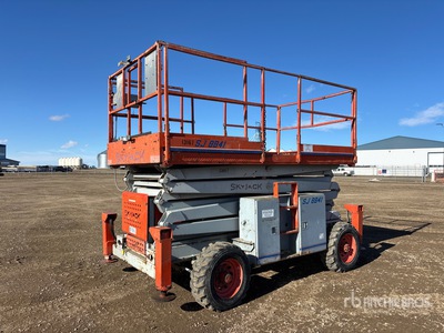 1997 Skyjack SJ8841RT 4x4 Dual Fuel Elevador de tijera