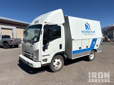 2019 Isuzu NPR 4x2 Utility Truck
