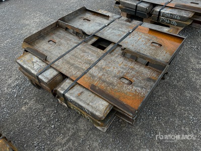 Quantity of (10) 2025 Kit Containers QT-F-BLANK Płyta montażowa osprzętu do miniładowarek