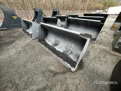 Strickland 90E1607-0913 96 in 1.7 cyd General Purpose ホイールローダー用バケット - Fits Hitachi ZW100 (Unused)