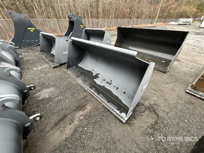 Strickland 90E1607-0913 96 in 1.7 cyd General Purpose ホイールローダー用バケット - Fits Hitachi ZW100 (Unused)