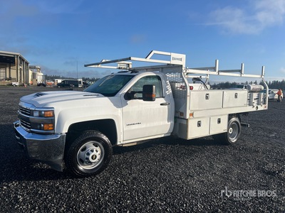 2018 Chevrolet Silverado 3500HD 4x2 Flatbed Truck