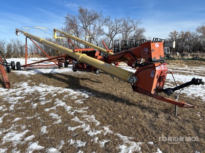 Westfield MK 100-71 10 in x 70 ft Swing Grain Auger