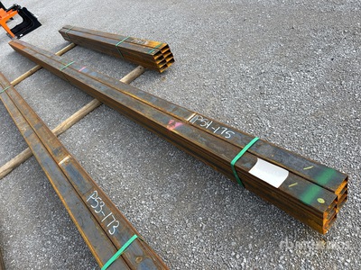 Quantity of (8) 2025 Kit Containers Steel チュービング