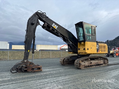 2015 Cat 568 Heel Boom Cargadora de troncos