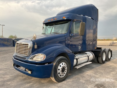 2012 Freightliner Columbia CL120 6x4 Tractocamion con Dormitorio / T/A Sleeper Truck Tractor