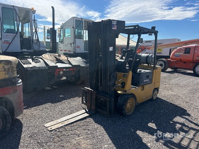 1997 Cat GC30 4200 lb Gabelstapler (Inoperable)