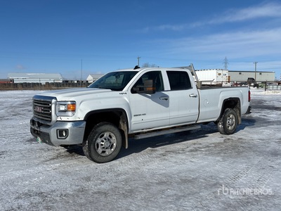 2015 GMC Sierra 2500 SLE 4x4 Crew Cab Pick-up