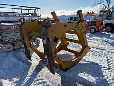 52 in Log Wheel Loader Grapple