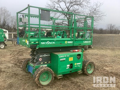 2016 Skyjack SJ6832 RT Diesel 4x4 Elevador de tijera