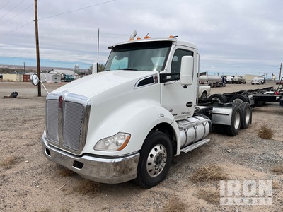 2018 Kenworth T680 6x4 Tracteur routier couchette