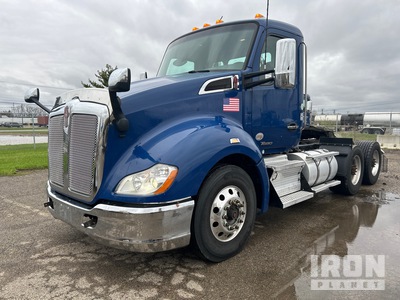 2019 Kenworth T680 6x4 T/A Day Cab Truck Tractor