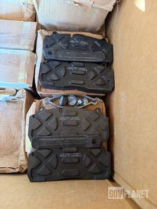 LOT OF 12-SETS MRAP BENDIX BAE BRAKE PAD E75750660 NSN# 2530-01-555-4781 SHIP DIMS: 34 X 24 X16 350LBS