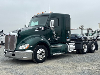 2019 Kenworth T680 6x4 Ciągnik siodłowy T/A z kabiną sypialną