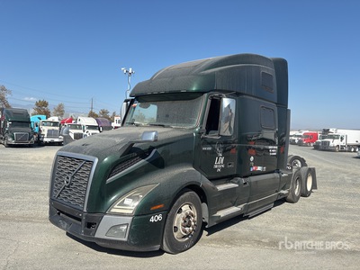 2019 Volvo VNL860 6x4 Sleeper Truck Tractor