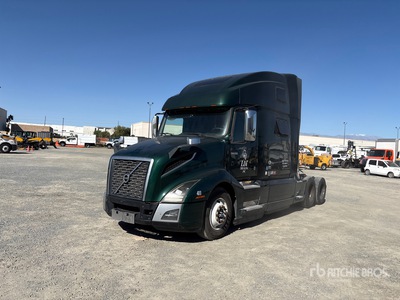 2019 Volvo VNL860 Cabeza Tractora Cabina Dormitorio