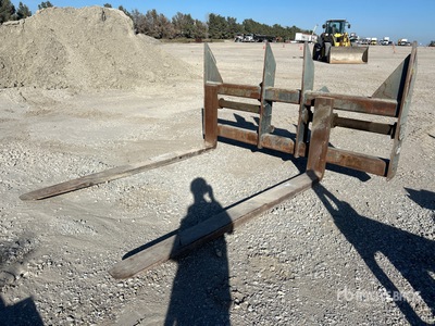 JRB 96 in Q/C Wheel Loader Forks