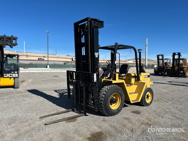 1991 Cat RC60 6000 lb 4x2 Rough Terrain Forklift | Ritchie Bros ...
