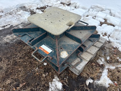 Quantity of (3) Outrigger Pads