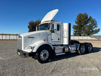 2016 Kenworth T800 6x4 T/A Dagcabine Trekker