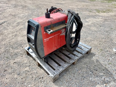 BOC Smootharc Advance 255 A Mobile MIG/MAG, TIG Lift Arc and MMA (Stick) Electric Welder