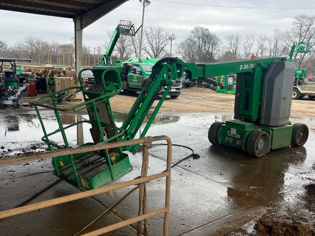 2016 Genie Z-30/20N RJ 2WD Electric Articulating Boom Lift 2016 Genie Z-30/20N RJ 2WD Electric Articulating Boom Lift