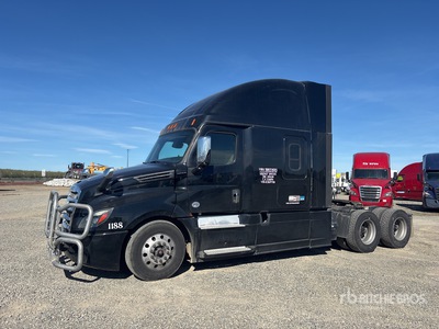 2019 Freightliner Cascadia 126 6x4 T/A Sleeper Truck Tractor