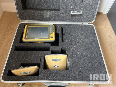 Topcon GX-55 Screen w/ (2) PG-S3 Fence Antenna Grade Control System