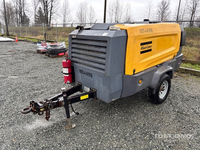 2016 Atlas Copco XATS400 400 cfm Mobile Air Compressor